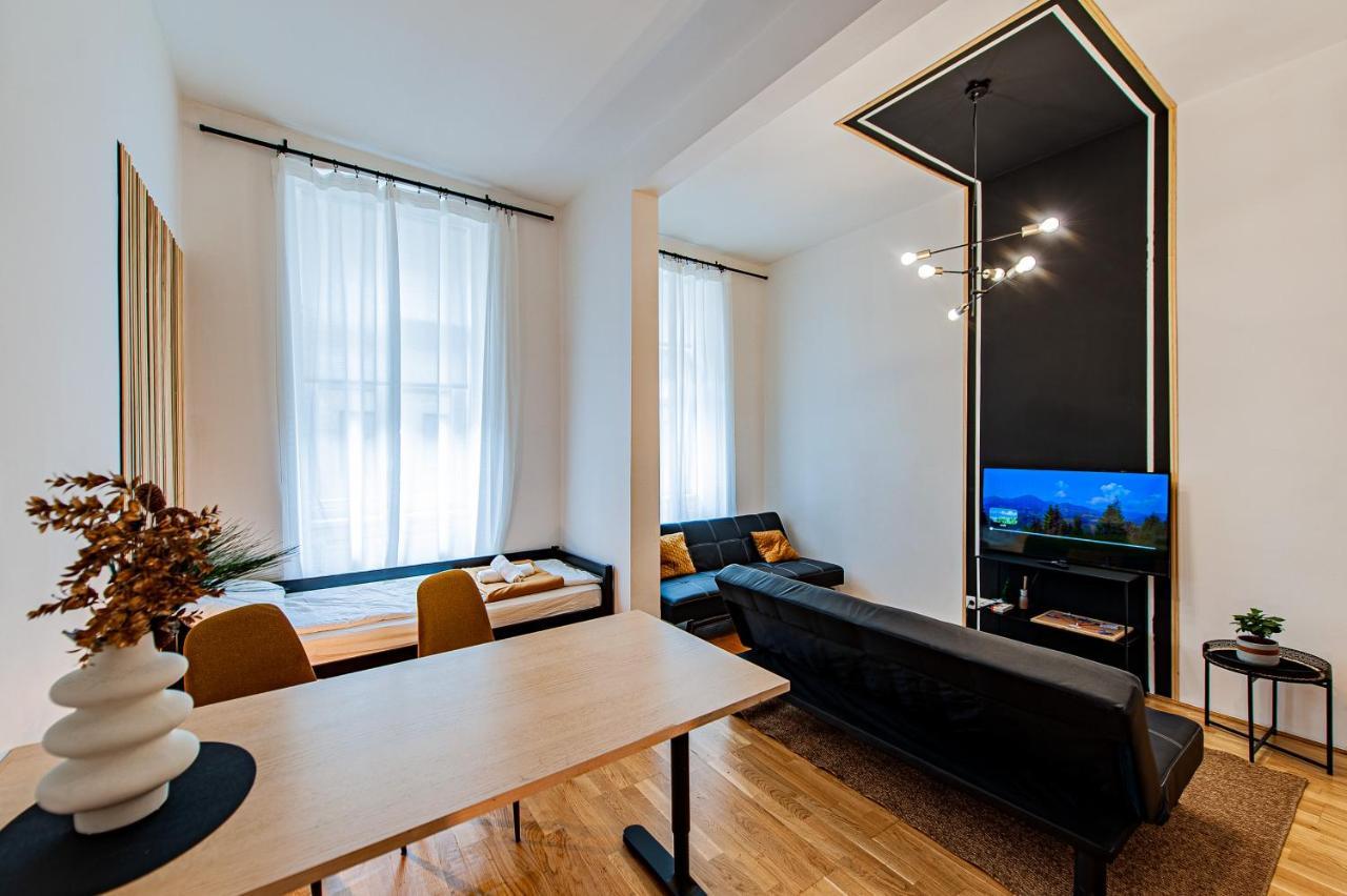 My City Apartment-Vienna Familyroom Экстерьер фото